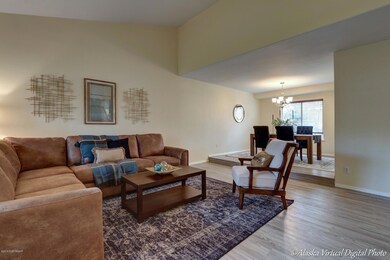 Living Rm:Dining