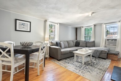 32 Temple St unit 3, Newburyport, MA 01950 - photo 7