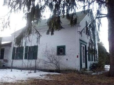 355 Ashburnham St, Fitchburg, MA 01420 - photo 2