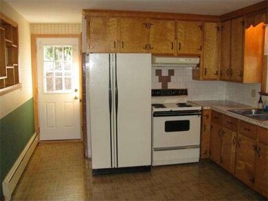 2620 Providence Rd, Northbridge, MA 01534 - photo 4