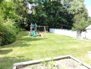 17 Beech St, Milford, NH 03055 - photo 6