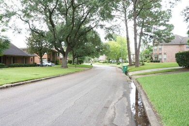 3942 Fernwood Dr, Houston, TX 77021 - photo 5