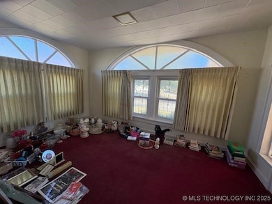 602 W 7th Ave, Bristow, OK 74010 - photo 2