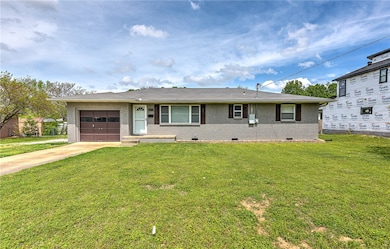 803 NW 10th St, Bentonville, AR 72712 - photo 5