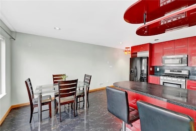 200 Wellington Ct, Staten Island, NY 10314 - photo 7