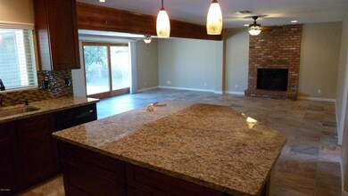 1359 W Lobo Ave unit 3, Mesa, AZ 85202 - photo 3