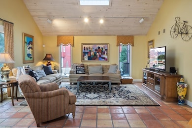 25 Cider Mill Rd, Framingham, MA 01701 - photo 7