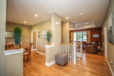 33 Legacy Dr, Nashua, NH 03062 - photo 5