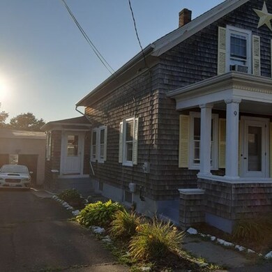 9 Carpenter St, Tiverton, RI 02878 - photo 2