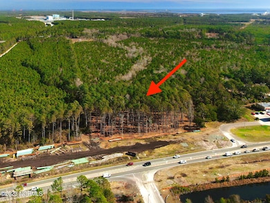 1676 N Howe St, Southport, NC 28461 - photo 2