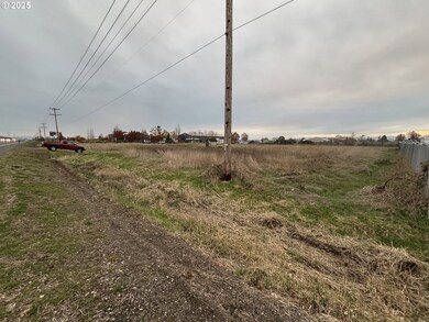 991704 N Hwy 99, Junctioncity, OR 97448 - photo 4