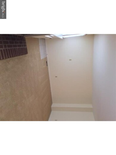 6 Red Tail Ct unit 6, Royersford, PA 19468 - photo 5