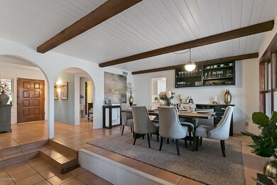 Foyer Entry