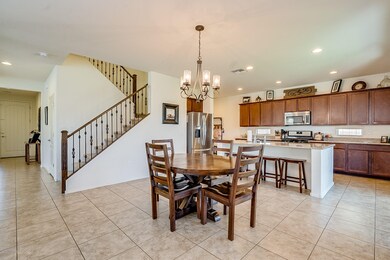 KITCHEN & DINING AREA