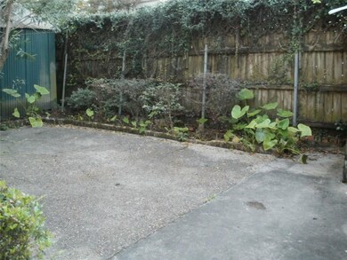 1662 Dufossat St, New Orleans, LA 70115 - photo 3