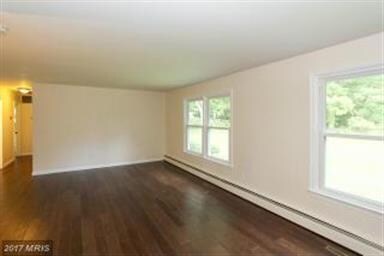 26517 Aiken Dr, Clarksburg, MD 20871 - photo 6
