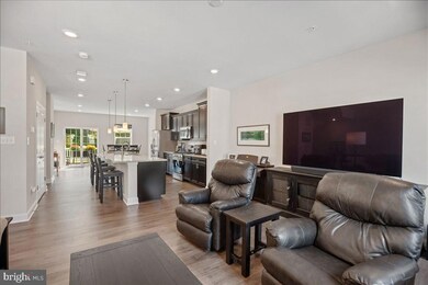 23772 Myrtle Glen Way, California, MD 20619 - photo 5