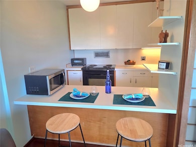 Queen Emma Gardens unit 724, Honolulu, HI 96817 - photo 6