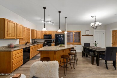Kitchen/Dining