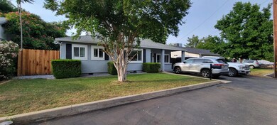 1117 5th St, Redding, CA 96002 - photo 2