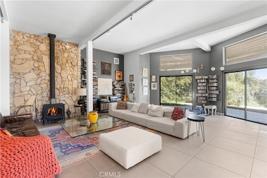 Stunning great room with sweeping ceiling