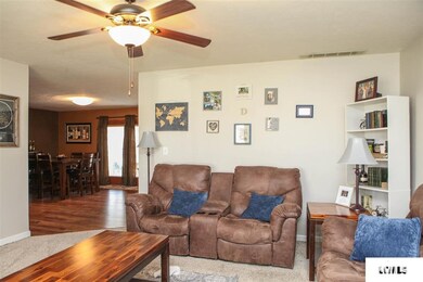 265 Lincoln Ave, Lincoln, IL 62656 - photo 5