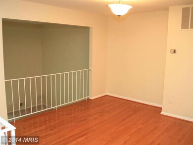 2417 Alsop Ct, Reston, VA 20191 - photo 5