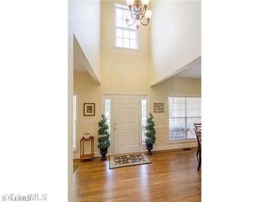 4359 Twisting Creek Dr, High Point, NC 27265 - photo 2