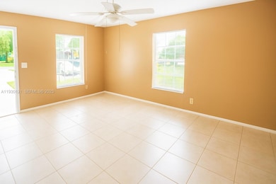 4951 Wedgewood Way unit 1, West Palm Beach, FL 33417 - photo 2