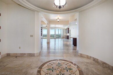 Foyer, scene into the great room
