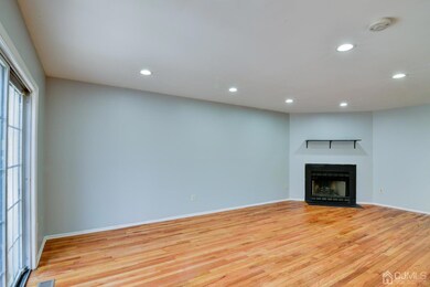 261 Retta Ct, Piscataway, NJ 08854 - photo 2