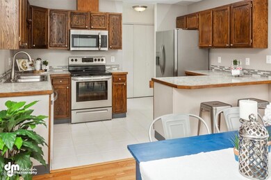 06-Kitchen_DMD_5556