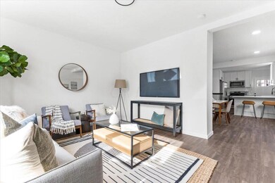 06-Living Area