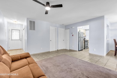 270 Main St unit 6, Keansburg, NJ 07734 - photo 4