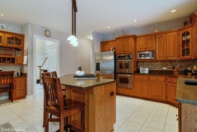 1631 Dublin Dr, Naperville, IL 60564 - photo 5