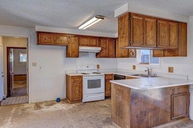 609 Kings Ct, Central Point, OR 97502 - photo 7