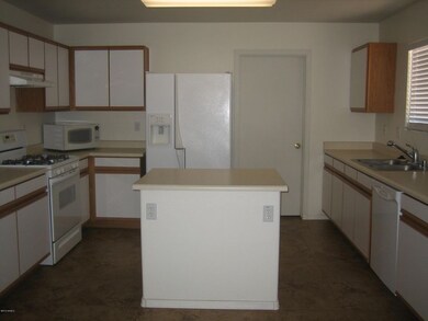 Villa Kitchen 2