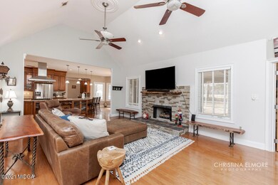 102SummitCourt-7