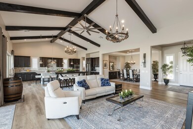 10422 E Thornbush-7
