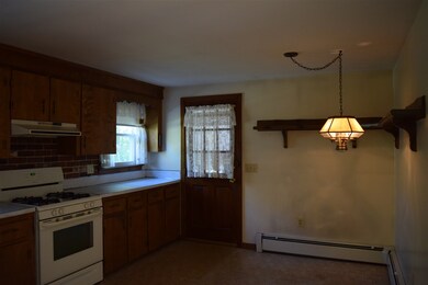 16 Kanata Dr, Nashua, NH 03063 - photo 5
