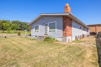 207 S Wendling St, Klamath Falls, OR 97601 - photo 7