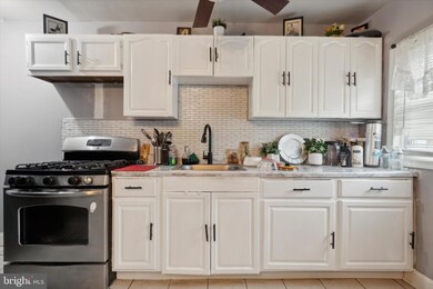 7177 Radbourne Rd, Upper Darby, PA 19082 - photo 7