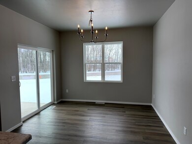 N9305 Gemstone Ct, Appleton, WI 54915 - photo 7