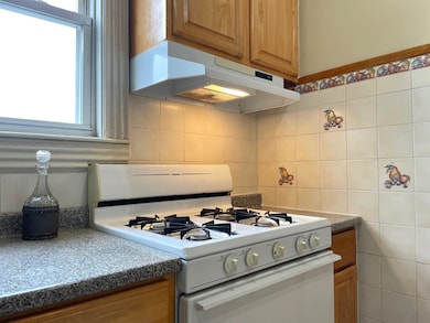 2137 John F. Kennedy Blvd, Jersey City, NJ 07305 - photo 2