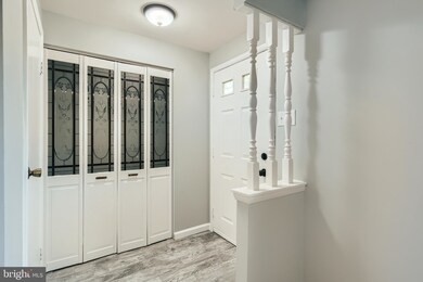 12373 Boncrest Dr, Reisterstown, MD 21136 - photo 4