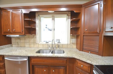 897 Beaumont Ave, Harrodsburg, KY 40330 - photo 6