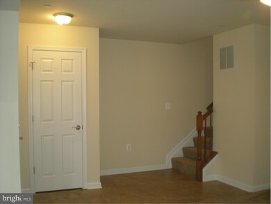 6301 Barnett Ave unit B, Eldersburg, MD 21784 - photo 4
