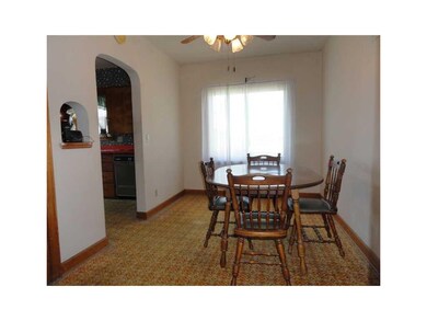 Formal Dining Room.