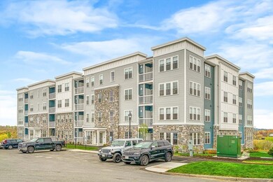 Highland at Vale - Richfield Collection unit 106, Woburn, MA 01801 - photo 4