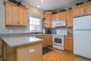 2846 Big Bluestem Pkwy, Fitchburg, WI 53711 - photo 4